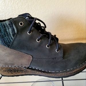 Aetrex Jolie Sweater Boot black